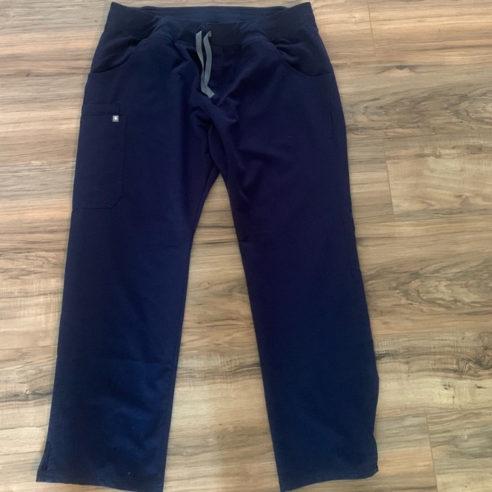 FIGS scrub pants